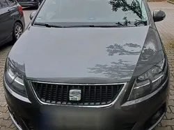 Grau Gebraucht 2016 Seat Alhambra Style Van / Kleinbus | 11.200 € (Superpreis)