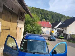 Blau Gebraucht 2005 Citroën Berlingo Van / Kleinbus | 3.300 € (Fairer Preis)