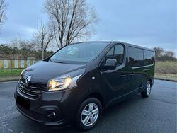 Schwarz Gebraucht 2019 Renault Trafic Van / Kleinbus | 13.900 € (Fairer Preis)