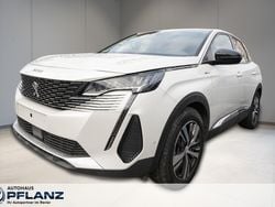 Weiss Gebraucht 2022 Peugeot 3008 Allure SUV | 24.485 € (Fairer Preis)