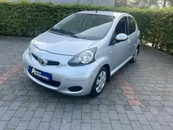 Silber Gebraucht 2010 Toyota Aygo Cool Kleinwagen | 2.890 € (Fairer Preis)