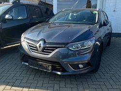 Grau Gebraucht 2016 Renault Mégane IV Intens Limousine | 8.990 € (Fairer Preis)