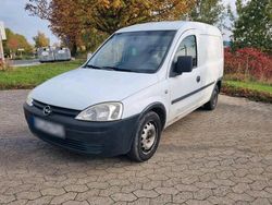 Weiß Gebraucht 2005 Opel Combo Van / Kleinbus | 1.400 €