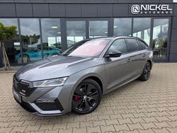 Grau Gebraucht 2023 Skoda Octavia RS Kombi | 36.999 € (Etwas zu teuer)