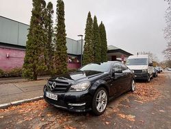Schwarz Gebraucht 2012 Mercedes C220 AMG line Coupé | 8.450 € (Fairer Preis)