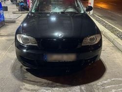 Schwarz Gebraucht 2009 BMW 118 Coupé Coupé | 6.500 € (Fairer Preis)