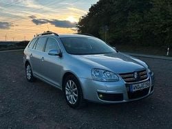 Silber Gebraucht 2007 VW Golf V Kombi | 4.000 € (Etwas zu teuer)