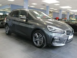 Grau Gebraucht 2020 BMW 220 Active Tourer Sport Line Van / Kleinbus | 21.980 € (Fairer Preis)
