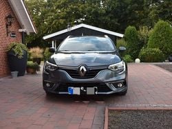 Grau Gebraucht 2020 Renault Mégane IV Business Limousine | 14.300 € (Guter Preis)