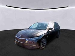 Schwarz (metallic) Gebraucht 2021 Skoda Octavia Clever Limousine | 20.680 € (Fairer Preis)