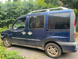 Blau Gebraucht 2004 Fiat Doblò Van / Kleinbus | 700 € (Superpreis)