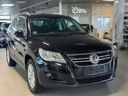 Schwarz Gebraucht 2010 VW Tiguan Sportline SUV | 11.490 € (Fairer Preis)