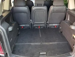 Schwarz Gebraucht 2010 VW Touran Highline Van / Kleinbus | 5.900 € (Fairer Preis)