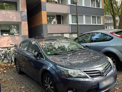 Grau Gebraucht 2012 Toyota Avensis Limousine | 8.499 €