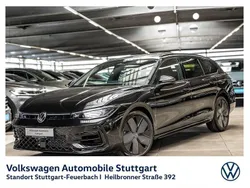 Grenadillschwarz metallic Gebraucht 2024 VW Passat R-line Kombi | 46.830 € (Superpreis)