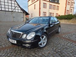 Schwarz Gebraucht 2007 Mercedes E500 Avantgarde Limousine | 16.999 €