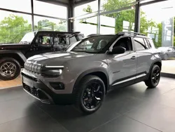 Grau Neu 2025 Jeep Avenger Overland SUV | 35.840 € (Fairer Preis)