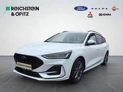 Weiß Gebraucht 2024 Ford Focus ST-Line Limousine | 23.990 € (Fairer Preis)