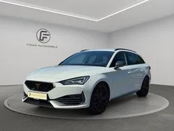 Weiß Gebraucht 2022 Cupra Leon VZ Limousine | 28.990 € (Guter Preis)