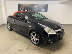 Schwarz Gebraucht 2008 Opel Tigra Basis Kleinwagen | 3.990 € (Etwas zu teuer)