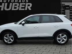 Weiß Gebraucht 2021 Audi Q3 Advanced Plus SUV | 29.959 € (Guter Preis)