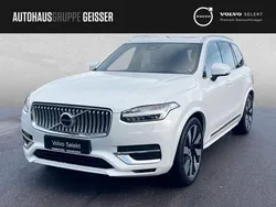 Crystal weiß perleffekt Gebraucht 2024 Volvo XC90 Plus SUV | 64.890 € (Fairer Preis)