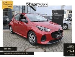 Rot (formal red metallic) Neu 2025 Mazda 2 Exclusive-Line Kleinwagen | 23.800 € (Guter Preis)