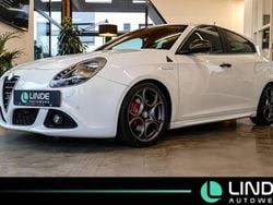 Weiß Gebraucht 2015 Alfa Romeo Giulietta Quadrifoglio Verde Limousine | 17.900 € (Fairer Preis)