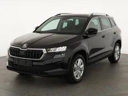 Graphite grau metallic Neu 2025 Skoda Karoq Selection SUV | 39.445 € (Guter Preis)