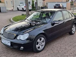 Schwarz Gebraucht 2004 Mercedes C200 Limousine | 6.500 € (Etwas zu teuer)