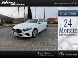 Unilack polarweiß Gebraucht 2024 Mercedes A180 Advanced Plus Limousine | 29.990 € (Guter Preis)