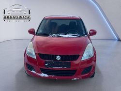Rot Gebraucht 2012 Suzuki Swift Club Limousine | 2.150 € (Fairer Preis)