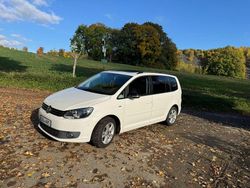 Weiß Gebraucht 2013 VW Touran Match Van / Kleinbus | 9.200 € (Fairer Preis)