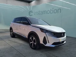 Weiß Gebraucht 2023 Peugeot 5008 Allure Van / Kleinbus | 31.390 € (Etwas zu teuer)