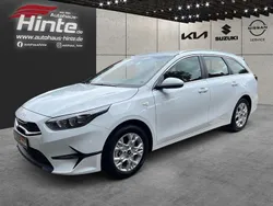 Weiss Neu 2024 Kia Ceed Sportswagon Vision Kombi | 21.745 € (Fairer Preis)