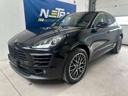Tiefschwarz Gebraucht 2015 Porsche Macan S SUV | 38.900 € (Guter Preis)