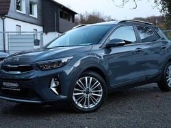 Grau Gebraucht 2020 Kia Stonic Platinum Edition SUV | 16.850 € (Fairer Preis)