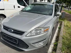 Silber Gebraucht 2011 Ford Mondeo Kombi | 3.200 €