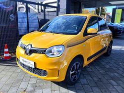 Gelb Gebraucht 2019 Renault Twingo LIMITED Kleinwagen | 8.999 € (Fairer Preis)
