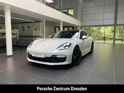 Carraraweißmetallic (metallic) Gebraucht 2020 Porsche Panamera Limousine | 74.900 € (Guter Preis)