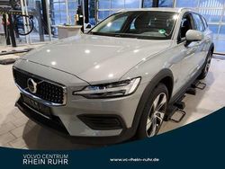 Gebraucht 2023 Volvo V60 CC Kombi | 36.850 € (Guter Preis)
