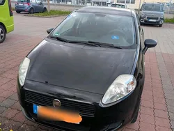 Schwarz Gebraucht 2013 Fiat Grande Punto Active Kleinwagen | 2.900 € (Fairer Preis)