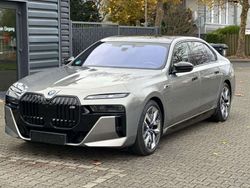 Oxidgrau ii metallic Gebraucht 2023 BMW 760 Limousine | 117.950 € (Superpreis)