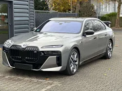 Oxidgrau ii metallic Gebraucht 2023 BMW 760 Limousine | 124.950 € (Guter Preis)