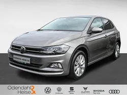 Polsterfarbe: schwarz Gebraucht 2021 VW Polo Highline Limousine | 15.730 € (Guter Preis)
