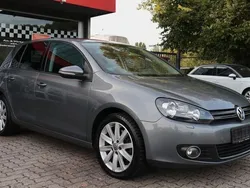 Grau Gebraucht 2009 VW Golf VI Highline Limousine | 8.800 € (Etwas zu teuer)