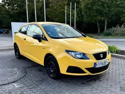 Gelb Gebraucht 2011 Seat Ibiza Limousine | 2.790 € (Superpreis)