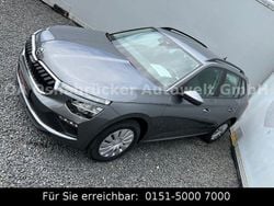 Grau Gebraucht 2024 Skoda Kamiq Essence SUV | 20.800 € (Guter Preis)