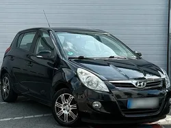 Schwarz Gebraucht 2011 Hyundai i20 Kleinwagen | 1.890 € (Superpreis)