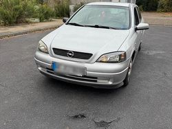 Silber Gebraucht 2003 Opel Astra Limousine | 1.000 € (Superpreis)